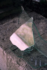 Bemusingly Balanced Object Photos Image 7