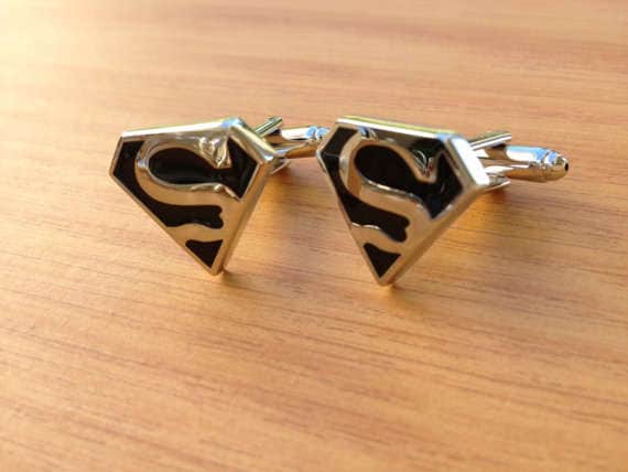 13 Pieces of Geeky Superhero Jewelry