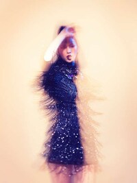 Hauntingly Blurry Editorials Image 7
