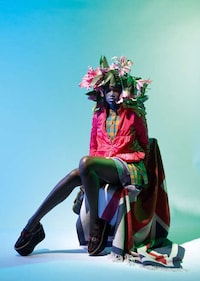 Botanically Accessorized Portraits Image 3