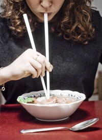 Hybrid Straw Chopsticks Image 3