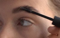 Supermodel-Inspired Eyebrow Tutorials Image 2