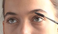 Supermodel-Inspired Eyebrow Tutorials Image 3