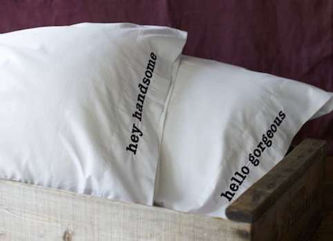 11 Cute Couple Pillowcases