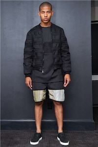 Coal-Patterned Menswear Image 8