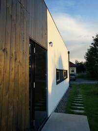 Contemporary Countryside Abodes Image 5