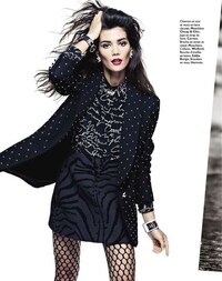 Graphic 80s-Inspired Editorials Image 4