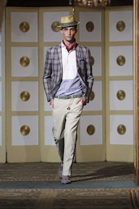 Refined Vacationer Wardrobes Image 3
