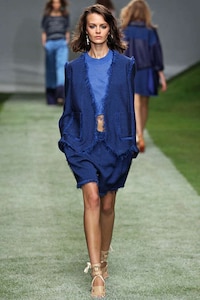 Brilliant Jewel-Toned Fashions Image 7