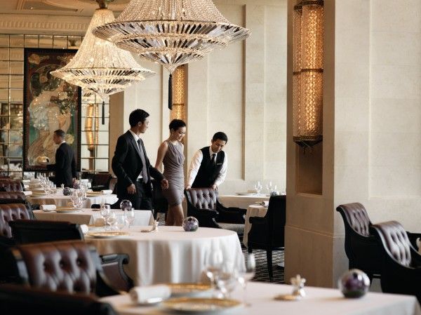 12 Luxury Service Hotels