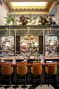 Whimsical Vintage Restaurants Image 7