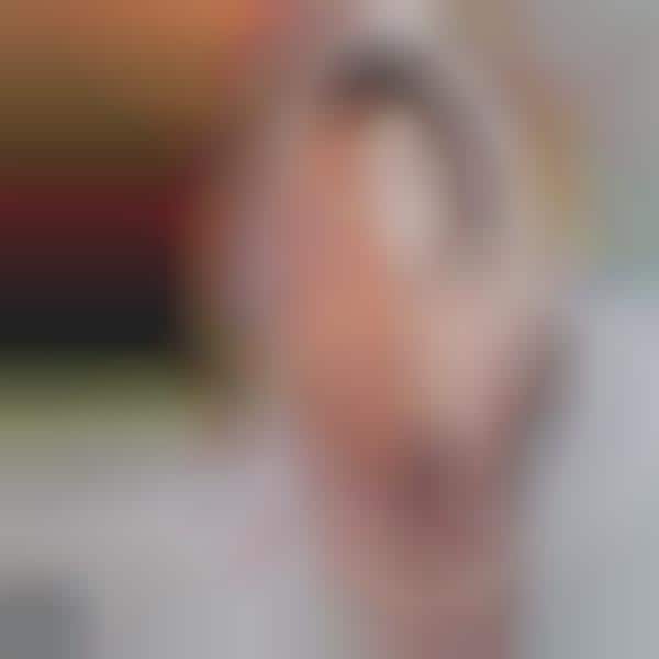 Hyperrealistc Celebrity Sketches
