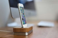 Weighted Smartphone Docks Image 3