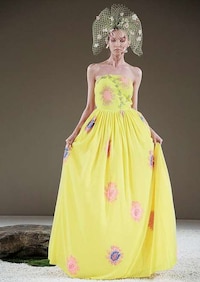 Ethereal Asian-Inspired Ensembles Image 5