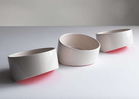 Teeter-Tottering Crockery Image 8