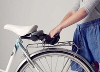 Seat-Shielding Helmet Sheaths Image 3