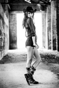 Sultry Country Girl Editorials Image 8