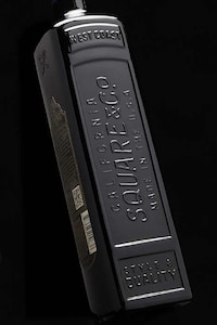 Retro Square Wine Bottles Image 3
