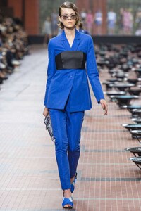 Electrifying Coastal Fashion Image 6