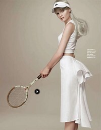 Sporty Designer Fashion Hybrids Image 6
