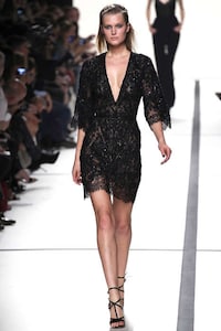 Show-Stopping Ethereal Fashions Image 7