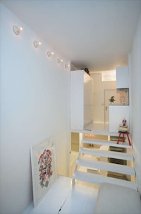 Cubbyhole Urban Apartments Image 7