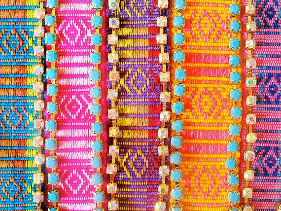 35 Hypnotic Jewelry Designs