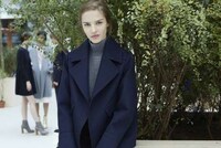 Oversized Outerwear Lookbooks Image 7