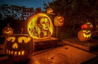 Pop Culture Pumpkin Carvings Image 5