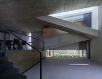 Maze-Filled Minimalist Houses Image 2