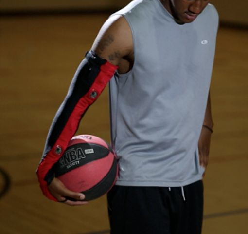 Shot-Analyzing Court Gear