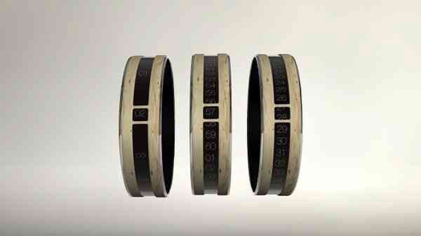 Time-Separating Bracelet Watches