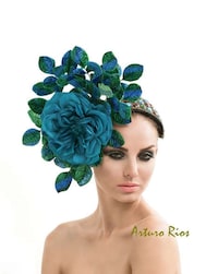 Flamboyant Floral Headpieces Image 2