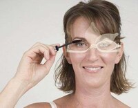 Mascara-Friendly Frames Image 2
