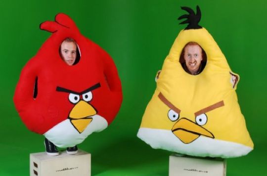 10 Fun Couple Costumes