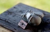 Gruesome Guillotine Necklaces Image 3