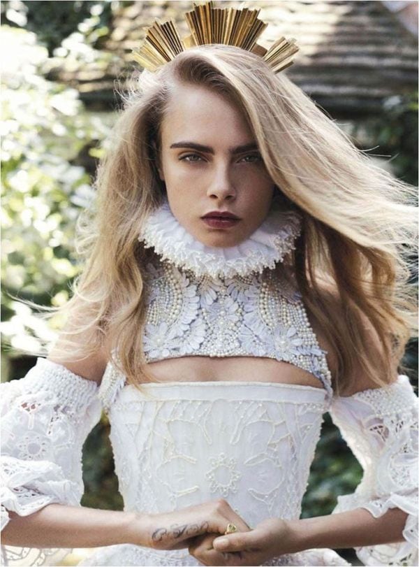 61 Regal Fashion Editorials