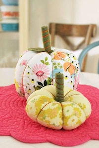 Retro Fabric Pumpkins Image 2