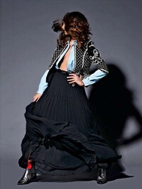 Dance-Filled Fall Editorials Image 4