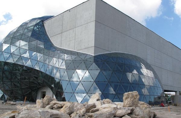 50 Majestic Museum Structures