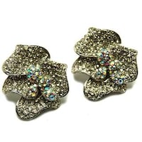 Celeb-Mimicking Jewelry Image 6