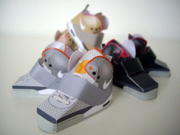 11 Peculiar Paper Shoes