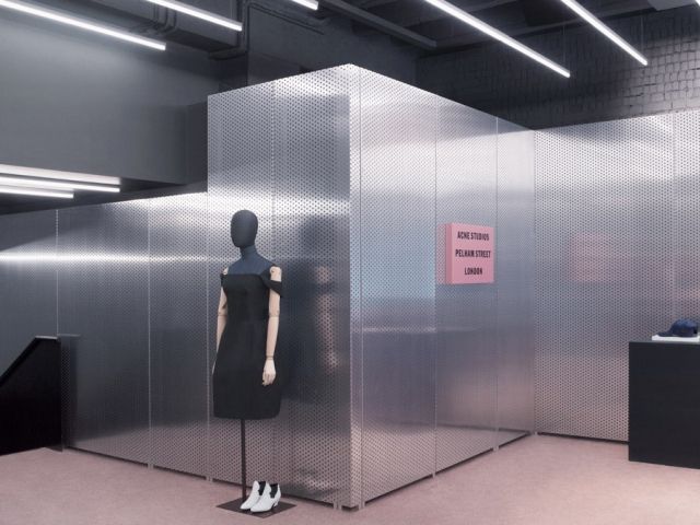 Aluminized Retail Interiors