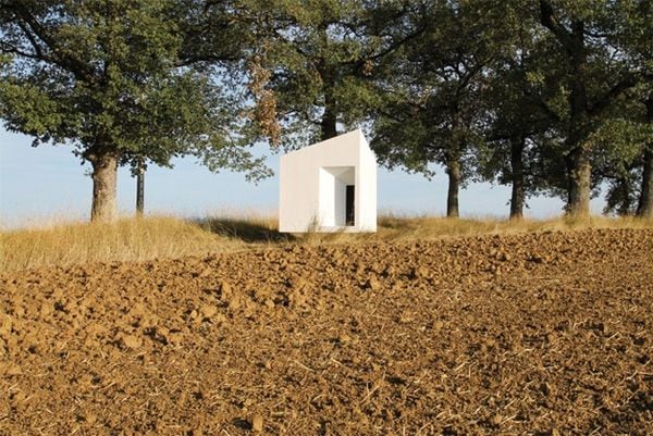99 Minimalist Architecture Finds