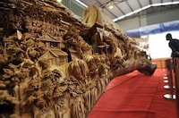 Commodious Tree-Carved Art Image 3