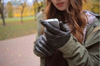 Chic Tech Accessory Concepts Image 5