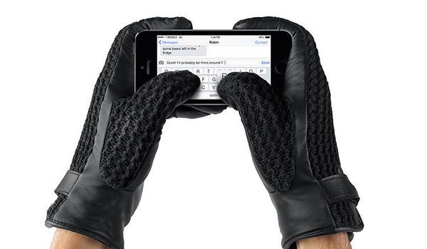 62 Tech-Friendly Gloves