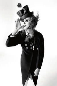 Clown Couture Editorials Image 7