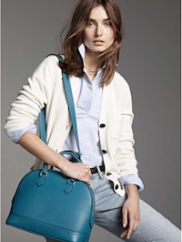 Fairytale-Inspired Subtle Handbags Image 2