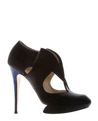 Winged Stilettos Image 4